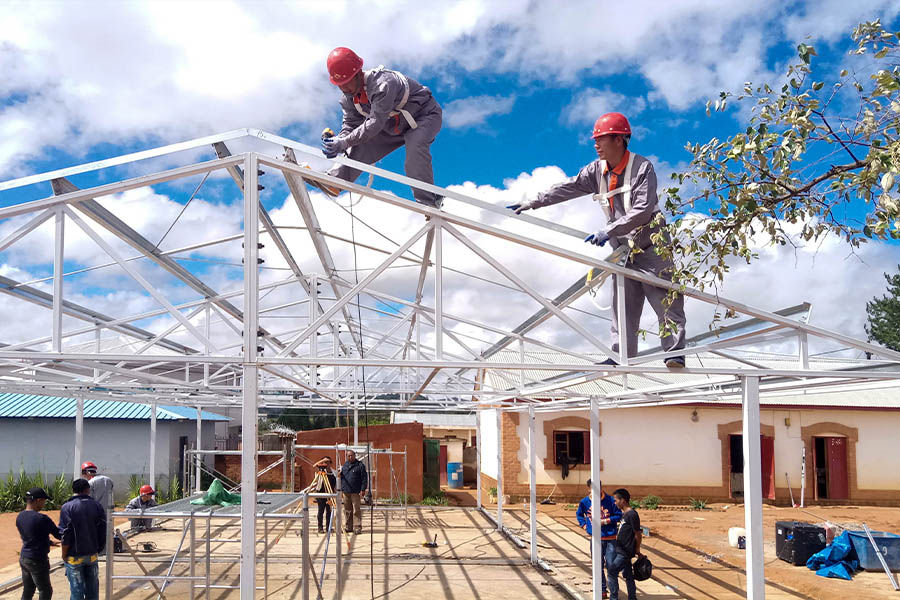 Board house in Madagascar3